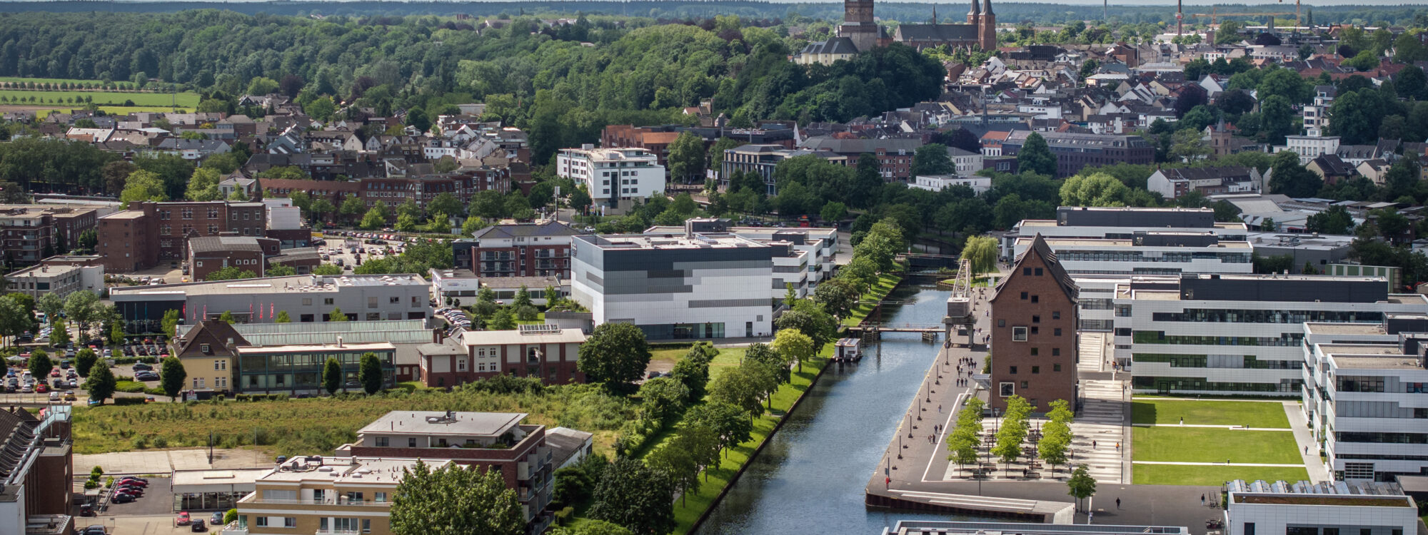 Panoramabild von Kleve mit verschieden Sehenswürdigkeiten